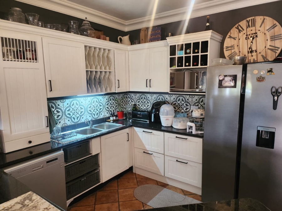 3 Bedroom Property for Sale in Landsmeer Residential Estate North West